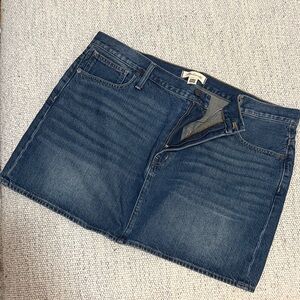 Madewell Denim Mini Skirt size 33